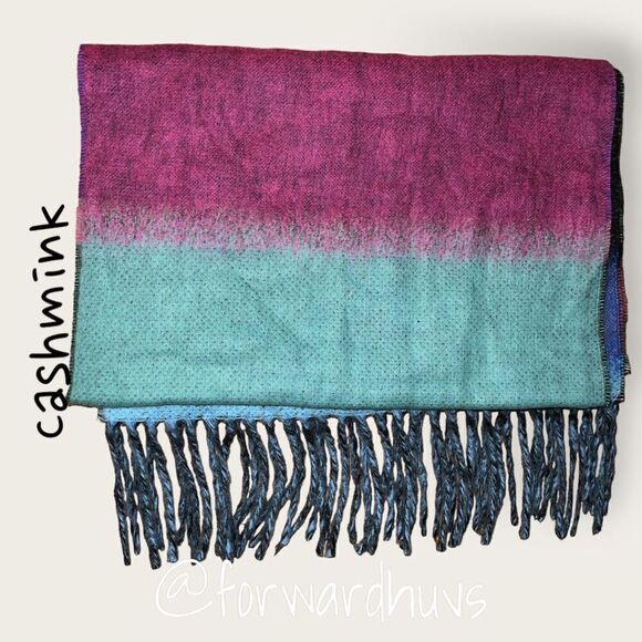 V. Fraas Cashmink Multi-Colored Scarf | Made in Germany - Picture 9 of 10